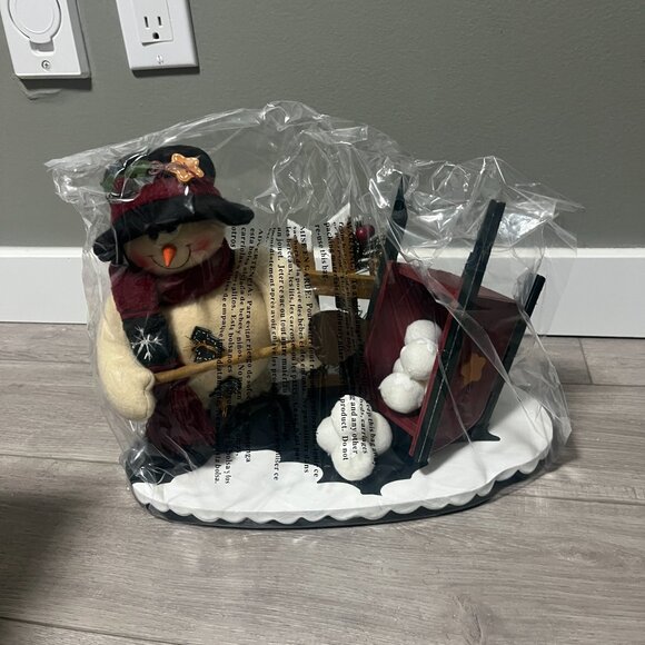 New in Box Adorable Snowman With A Wheelbarrow Full Of Snowballs - Picture 5 of 8